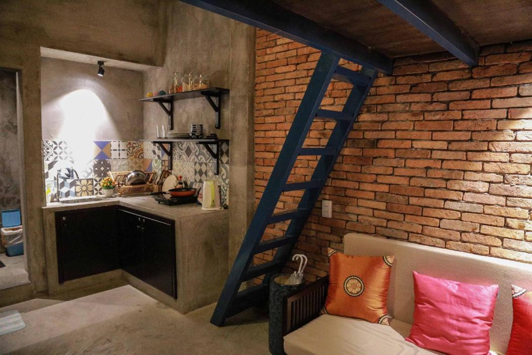 Stay&Chill - S.1: Ancient Studio Nearby Bui Vien Ho Chi Minh City Bagian luar foto