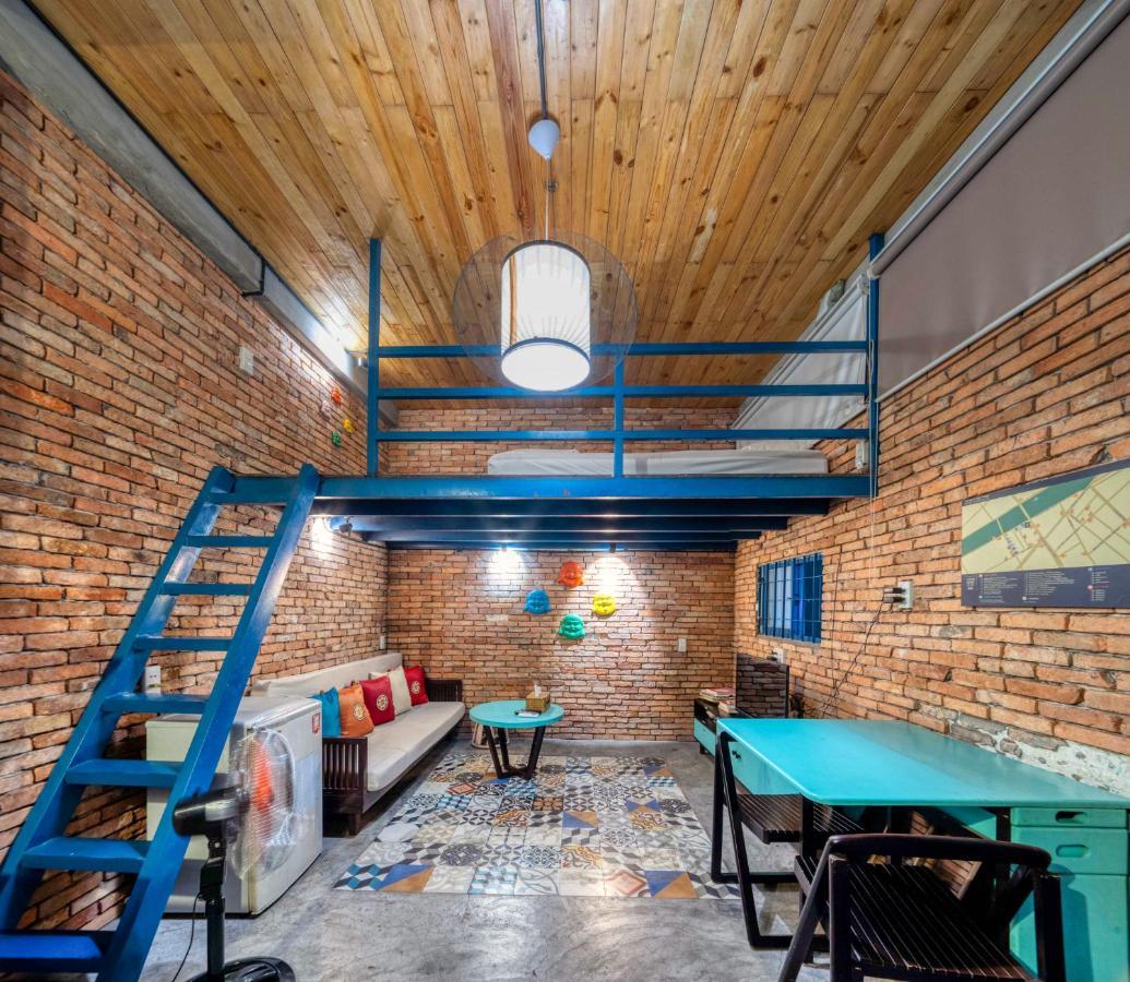 Stay&Chill - S.1: Ancient Studio Nearby Bui Vien Ho Chi Minh City Bagian luar foto