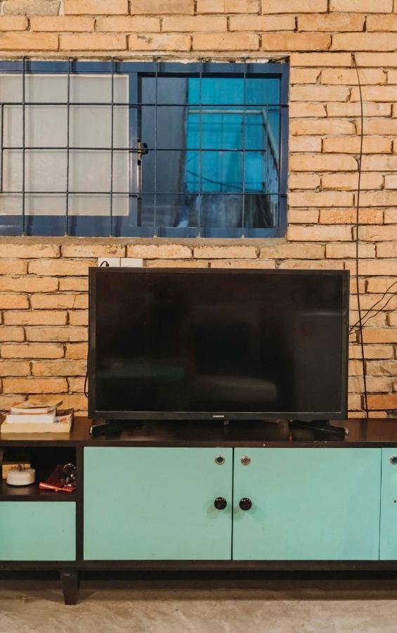 Stay&Chill - S.1: Ancient Studio Nearby Bui Vien Ho Chi Minh City Bagian luar foto